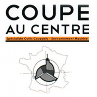 COUPE AU CENTRE